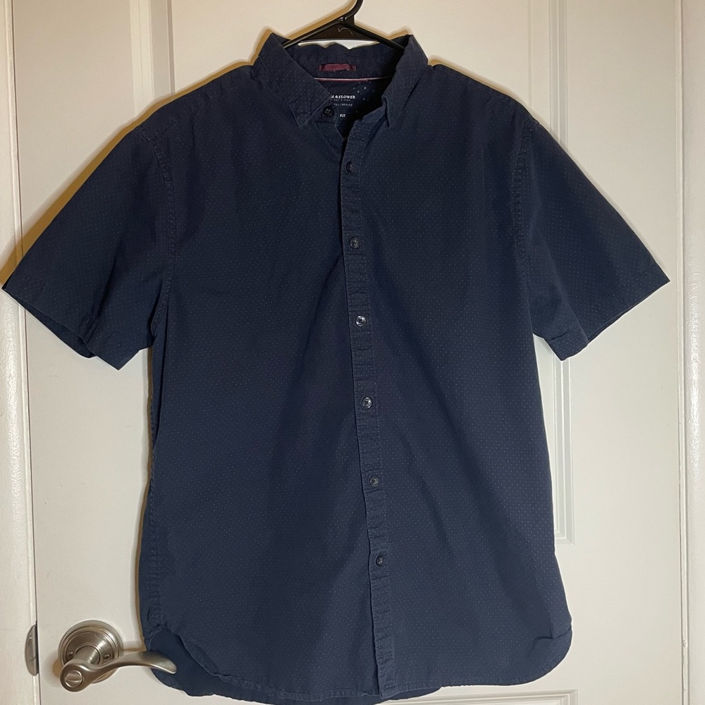 Men's Short Sleeve Button-Down